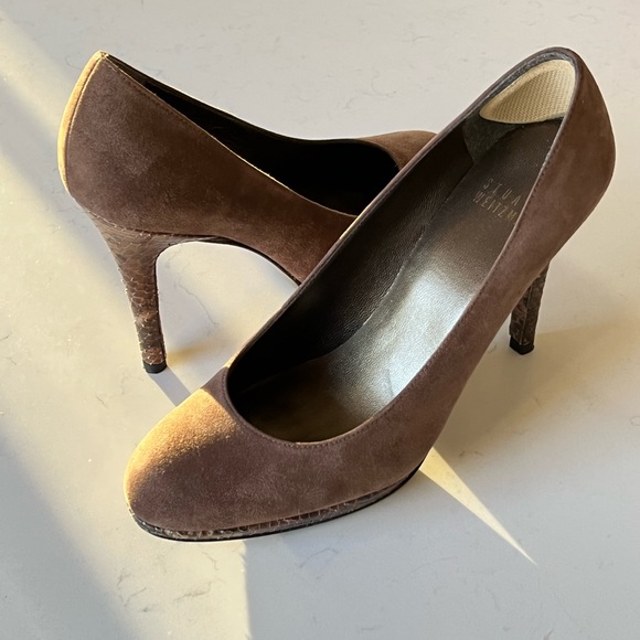 Stuart Weitzman Platswoon Pumps - Picture 3 of 13